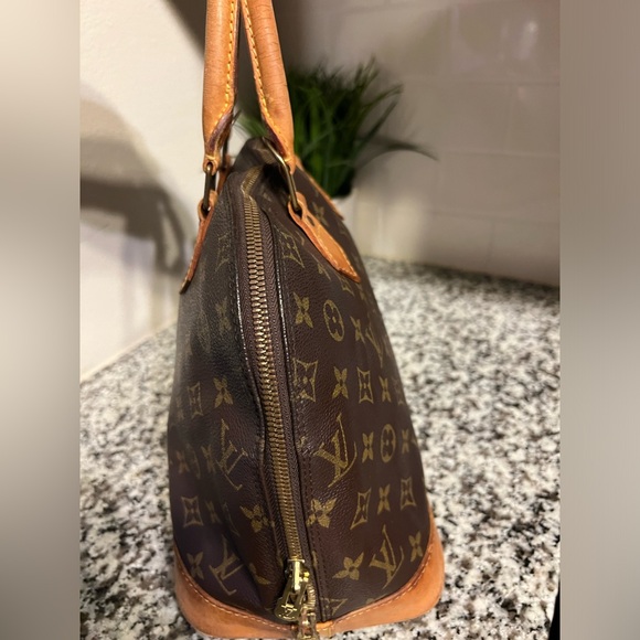 Louis Vuitton Alma bag - Picture 5 of 6